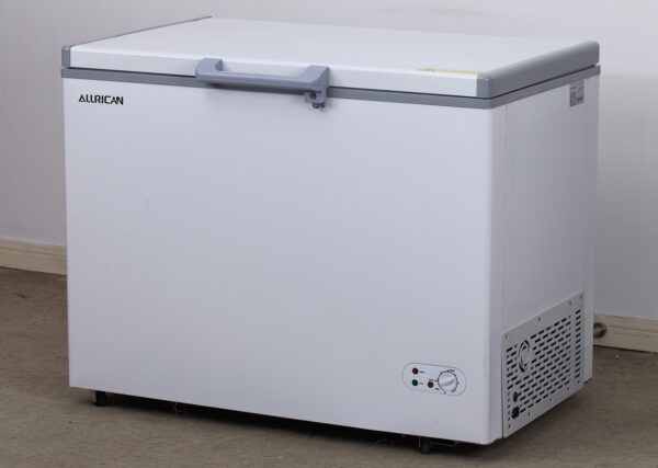 Solar Freezer - Image 16