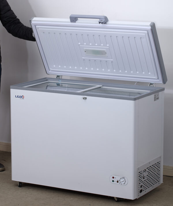 Solar Freezer - Image 17